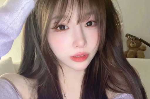 新游戏大妹子