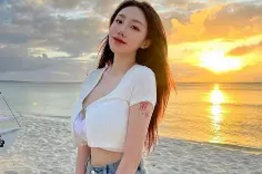 娱乐圈大瓜连连！黄子韬违规停车被罚迪丽热巴新片惊喜亮相